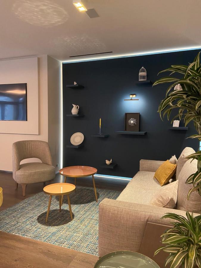 Nouvel Du Commerce Hotel