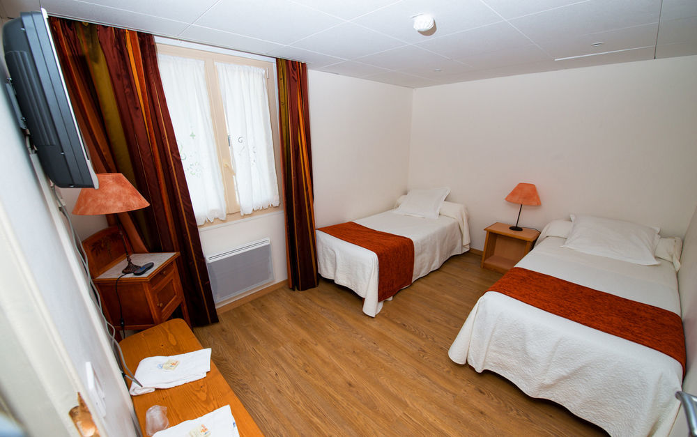 Nouvel Du Commerce Hotel